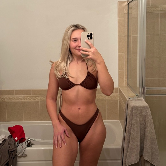 White Fox Bikini - Picture 2 of 5